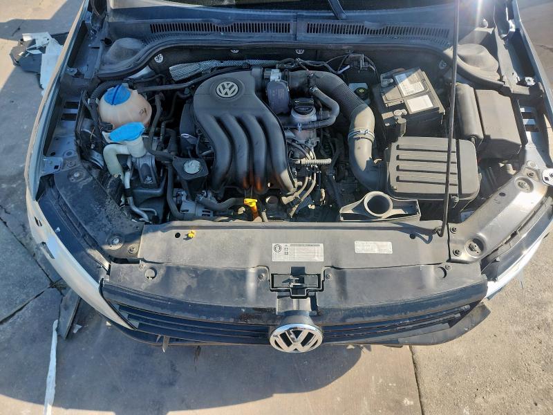 Photo 11 from auction – 2014 VOLKSWAGEN JETTA BASE with VIN 3VW2K7AJ1EM251128