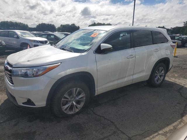 TOYOTA HIGHLANDER 2015 with VIN 5TDZKRFH5FS047193 - Photo from auction