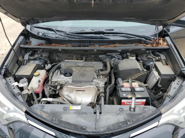Photo 11 from auction – 2017 TOYOTA RAV4 LIMIT with VIN 2T3DFREV2HW622471