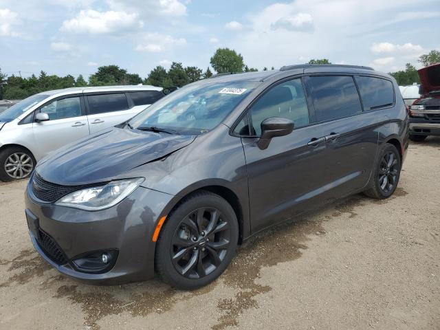 CHRYSLER PACIFICA T 2018 with VIN 2C4RC1EG9JR338305 - Photo from auction