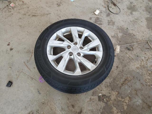 Photo 13 from auction – 2019 HYUNDAI TUCSON SE with VIN KM8J2CA44KU971995