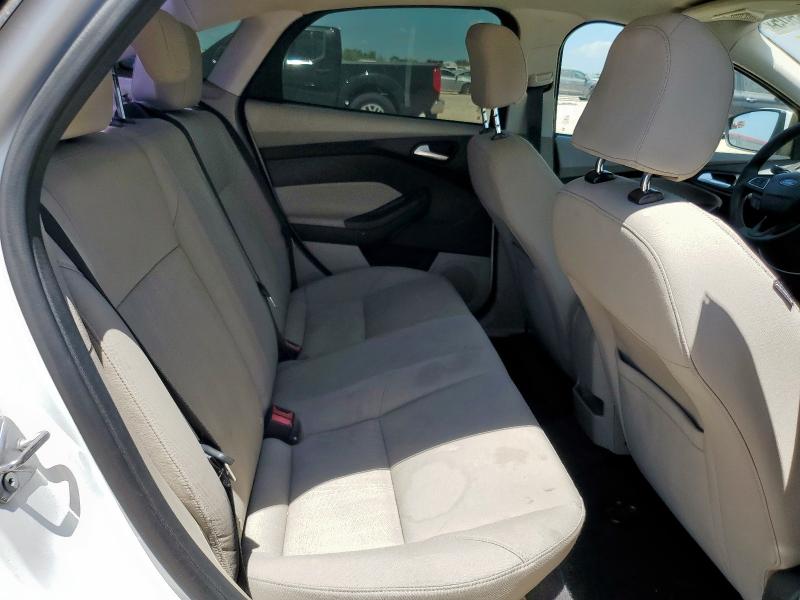Photo 10 from auction – 2015 FORD FOCUS SE with VIN 1FADP3F28FL298981