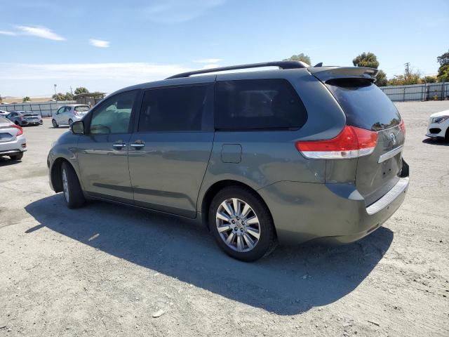 Photo 2 from auction – 2014 TOYOTA SIENNA XLE with VIN 5TDDK3DC6ES082158