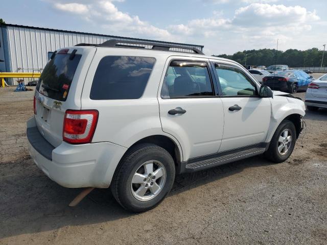 Photo 3 from auction – 2011 FORD ESCAPE XLT with VIN 1FMCU0D71BKA04294