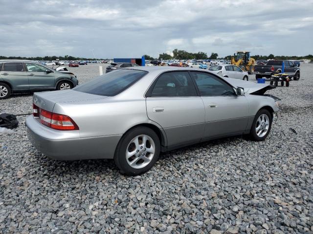 Photo 3 from auction – 2000 LEXUS ES 300 with VIN JT8BF28G2Y5082573