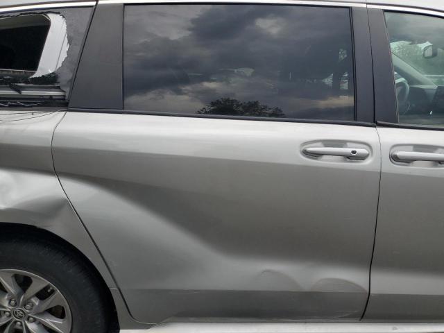Photo 11 from auction – 2022 TOYOTA SIENNA with VIN 5TDBRKEC1NS096061