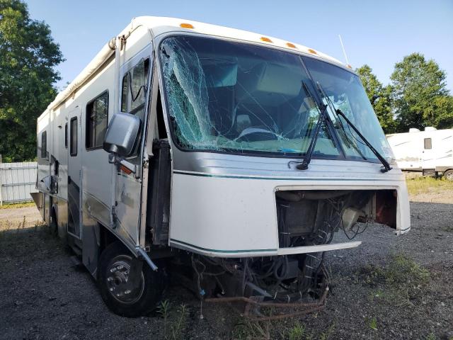 FREIGHTLINER CHASSIS X 2000 with VIN 4UZ6XFBC3YCG23203 - Photo from auction