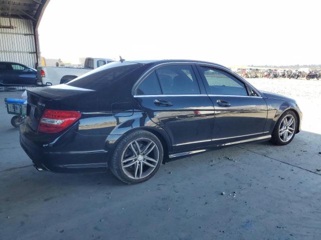 Photo 3 from auction – 2012 MERCEDES-BENZ C 300 4MAT with VIN WDDGF8BB1CF855243