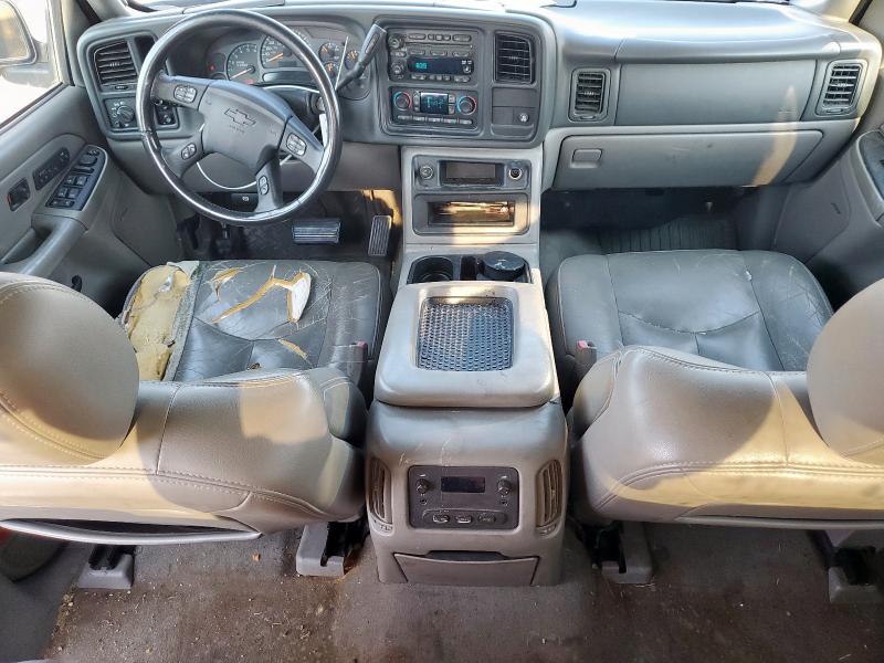 Photo 8 from auction – 2005 CHEVROLET AVALANCHE with VIN 3GNEC12Z95G268845