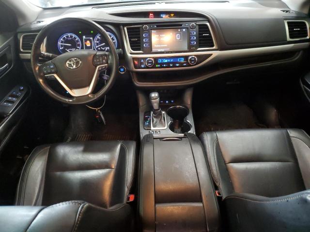 Photo 8 from auction – 2018 TOYOTA HIGHLANDER with VIN 5TDJZRFH5JS533617