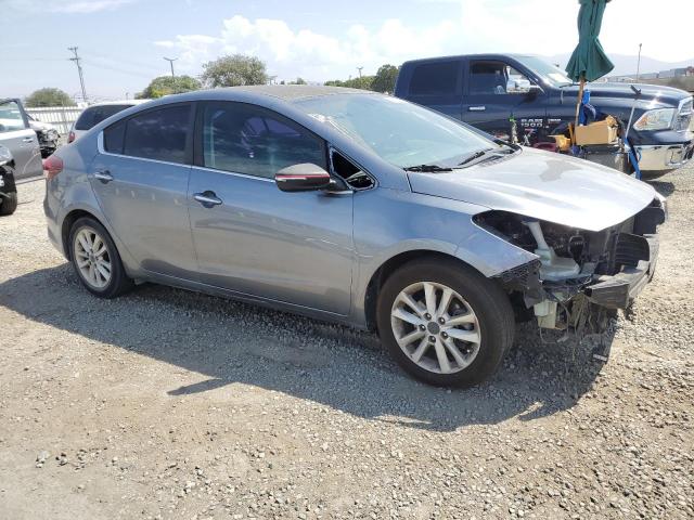 Photo 4 from auction – 2017 KIA FORTE LX with VIN 3KPFL4A76HE049713