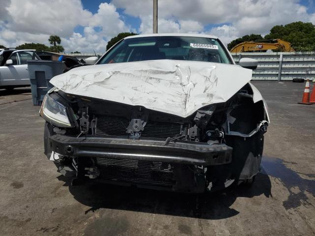 Photo 5 from auction – 2017 VOLKSWAGEN JETTA S with VIN 3VW2B7AJ9HM301990