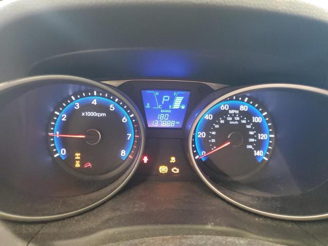 Photo 9 from auction – 2011 HYUNDAI TUCSON GLS with VIN KM8JUCAC4BU292701