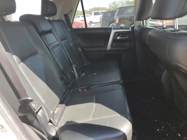 Photo 11 from auction – 2016 TOYOTA 4RUNNER SR with VIN JTEBU5JRXG5334455
