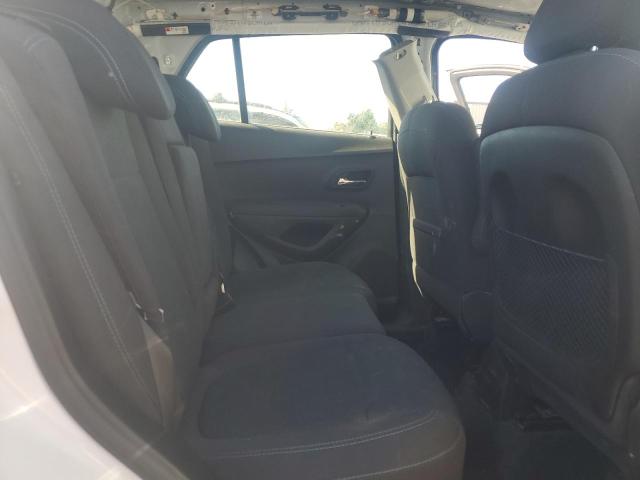 Photo 11 from auction – 2015 CHEVROLET TRAX 1LS with VIN 3GNCJPSB4FL256906