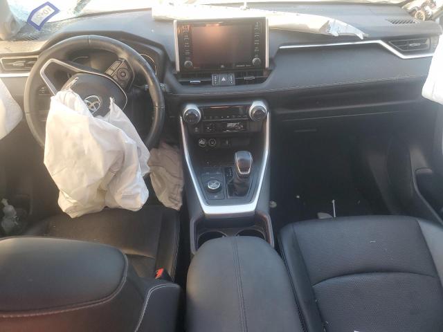 Photo 8 from auction – 2019 TOYOTA RAV4 LIMIT with VIN JTMDWRFV6KD505639