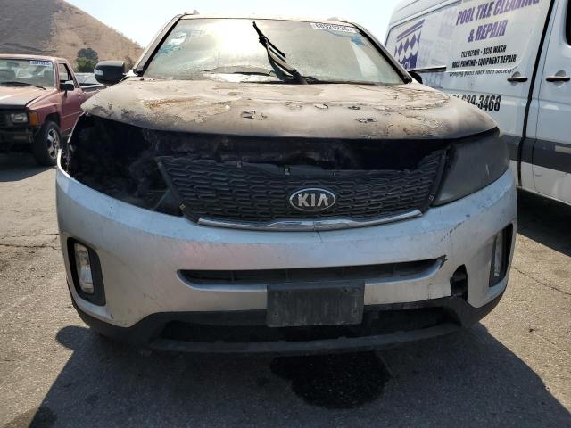 Photo 5 from auction – 2014 KIA SORENTO LX with VIN 5XYKTCA69EG530716