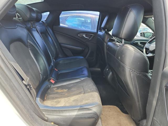 Photo 10 from auction – 2015 CHRYSLER 200 S with VIN 1C3CCCBG0FN604888