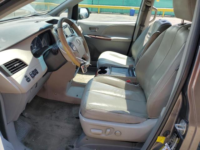Photo 7 from auction – 2012 TOYOTA SIENNA XLE with VIN 5TDYK3DC6CS266868