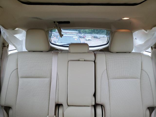 Фото 10 с аукциона – 2018 TOYOTA HIGHLANDER с VIN 5TDDZRFH1JS827805