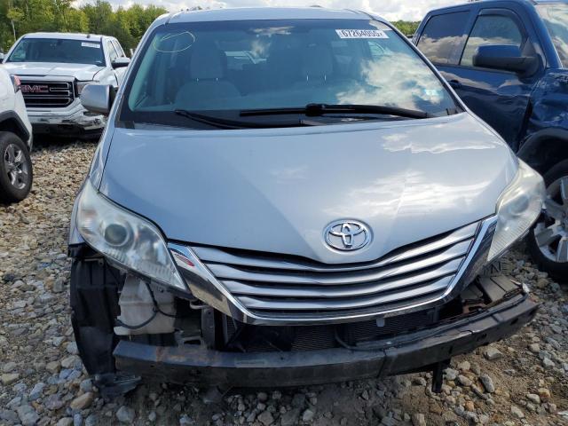 Photo 5 from auction – 2016 TOYOTA SIENNA LE with VIN 5TDJK3DC8GS134217