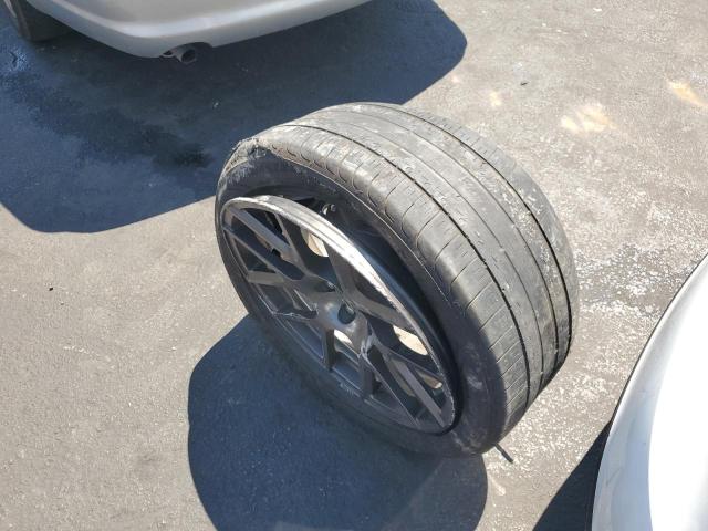 Photo 12 from auction – 2016 CHRYSLER 300 LIMITED with VIN 2C3CCAAGXGH243282