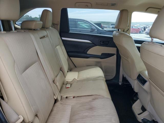 Photo 11 from auction – 2017 TOYOTA HIGHLANDER with VIN 5TDZZRFH1HS204474
