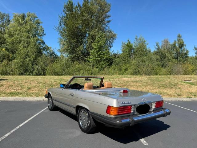 Photo 3 from auction – 1986 MERZ 560 SL with VIN WDBBA48DXGA049293