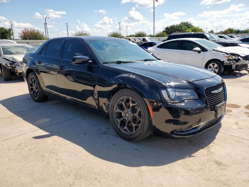 Photo 4 from auction – 2020 CHRYSLER 300 S with VIN 2C3CCAGGXLH128554