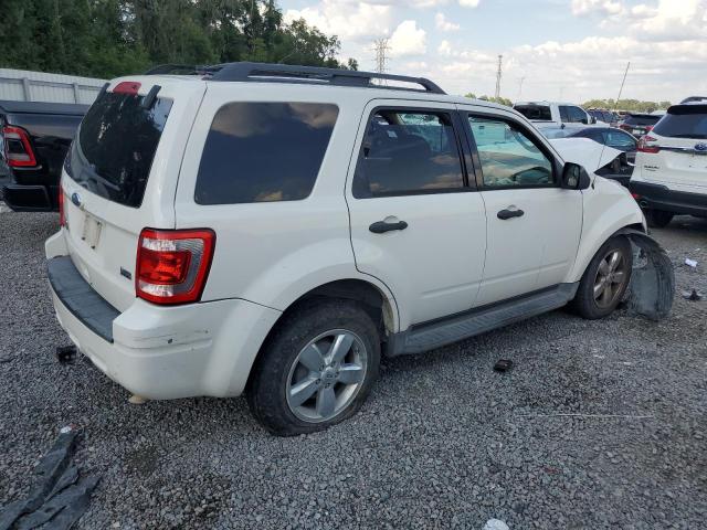 Photo 3 from auction – 2010 FORD ESCAPE XLT with VIN 1FMCU0DG5AKB29555