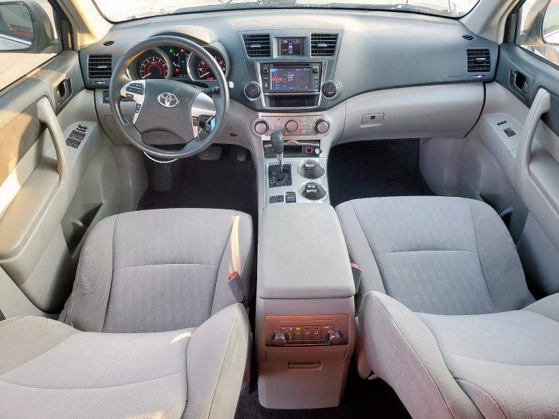 Photo 8 from auction – 2013 TOYOTA HIGHLANDER with VIN 5TDZA3EHXDS037175