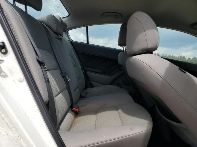 Photo 10 from auction – 2015 KIA FORTE LX with VIN KNAFX4A64F5369663
