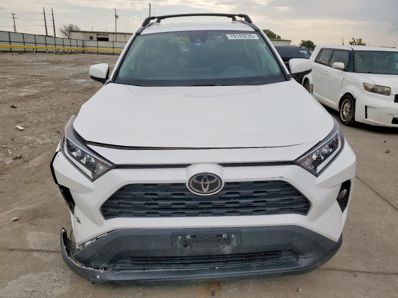 Photo 5 from auction – 2021 TOYOTA RAV4 XLE with VIN 2T3P1RFV9MC241870