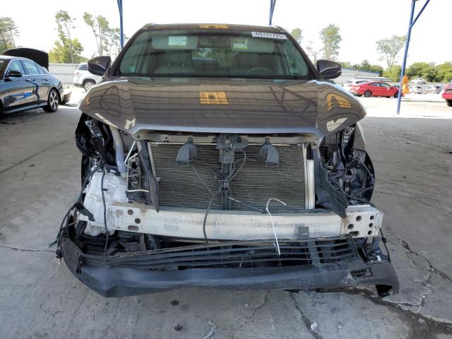 Photo 5 from auction – 2019 TOYOTA HIGHLANDER with VIN 5TDKZRFH2KS562658
