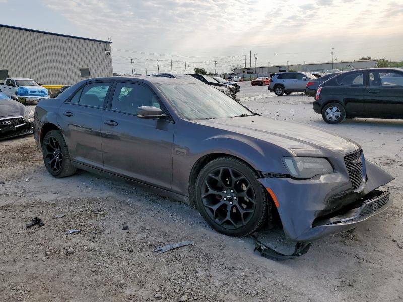 Photo 4 from auction – 2015 CHRYSLER 300 S with VIN 2C3CCABG5FH766898