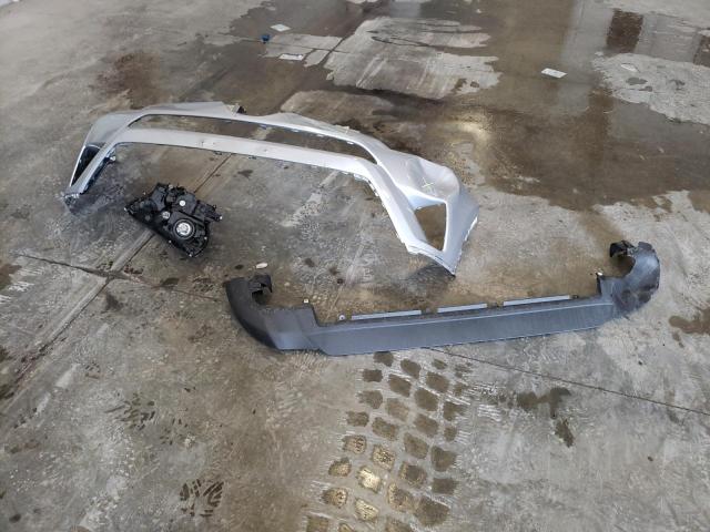 Photo 13 from auction – 2017 TOYOTA RAV4 LE with VIN 2T3BFREV7HW593816