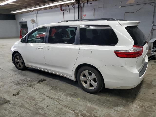Photo 2 from auction – 2015 TOYOTA SIENNA LE with VIN 5TDKK3DC7FS622223