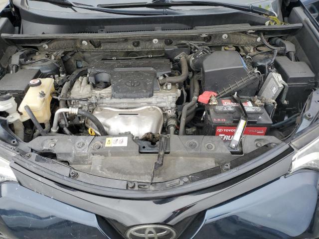 Photo 11 from auction – 2017 TOYOTA RAV4 SE with VIN JTMNFREV3HD103351