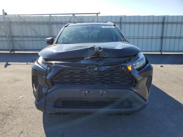 Photo 5 from auction – 2021 TOYOTA RAV4 LE with VIN 2T3G1RFV9MC174543
