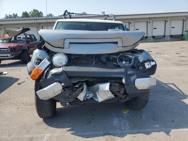 Photo 5 from auction – 2012 TOYOTA FJ CRUISER with VIN JTEBU4BF9CK147332