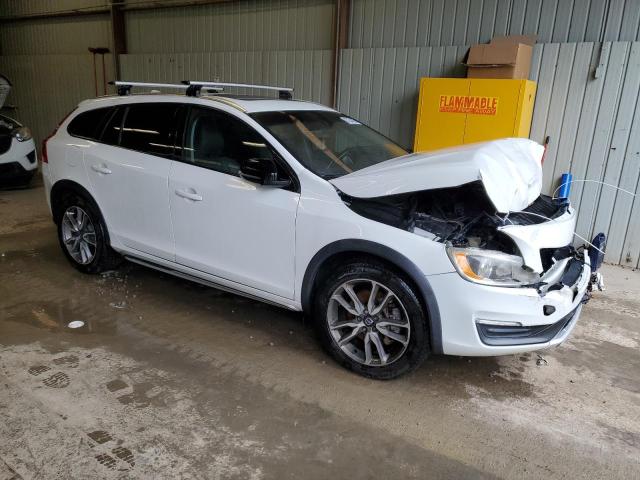 Photo 4 from auction – 2016 VOLVO V60 CROSS with VIN YV4612HK7G1003049