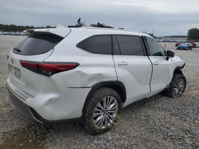 Photo 3 from auction – 2023 TOYOTA HIGHLANDER with VIN 5TDKDRBH7PS037087