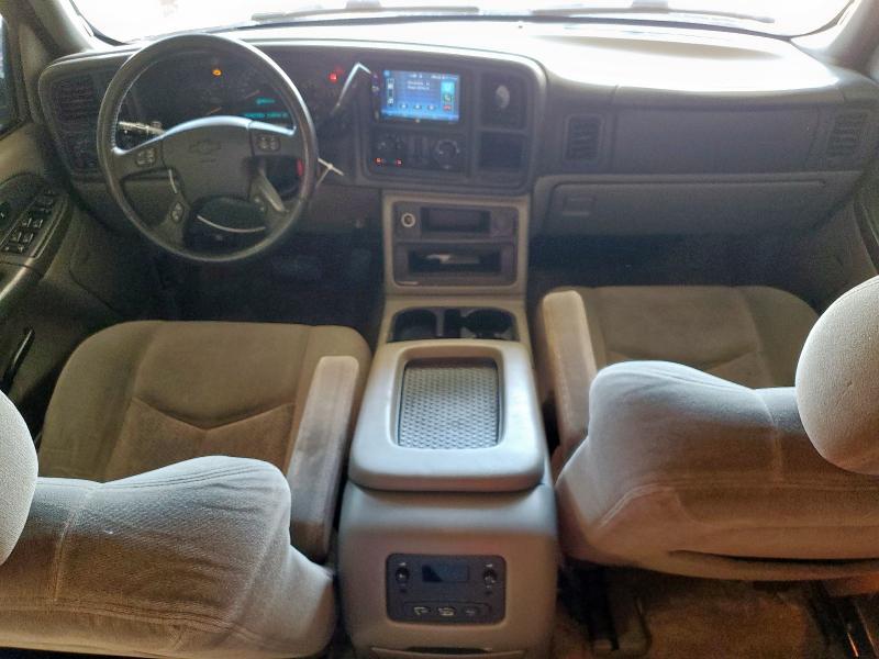 Photo 8 from auction – 2003 CHEVROLET SUBURBAN K with VIN 1GNFK16Z93J218072