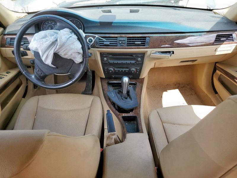 Photo 8 from auction – 2006 BMW 325 I with VIN WBAVB13576KX45206