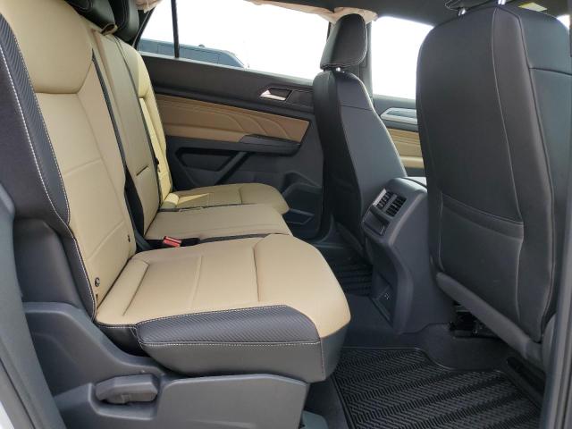 Photo 11 from auction – 2021 VOLKSWAGEN ATLAS CROS with VIN 1V2BC2CA5MC210337