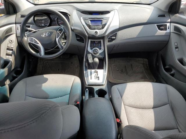 Photo 8 from auction – 2012 HYUNDAI ELANTRA GL with VIN 5NPDH4AE4CH121648