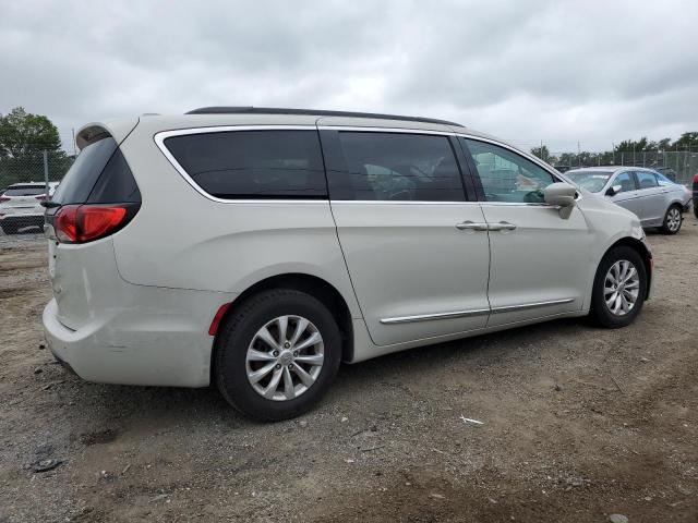 Photo 3 from auction – 2017 CHRYSLER PACIFICA T with VIN 2C4RC1BG2HR771298