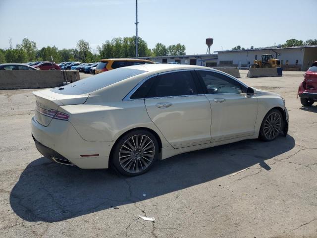 Photo 3 from auction – 2016 LINCOLN MKZ with VIN 3LN6L2GK3GR622263