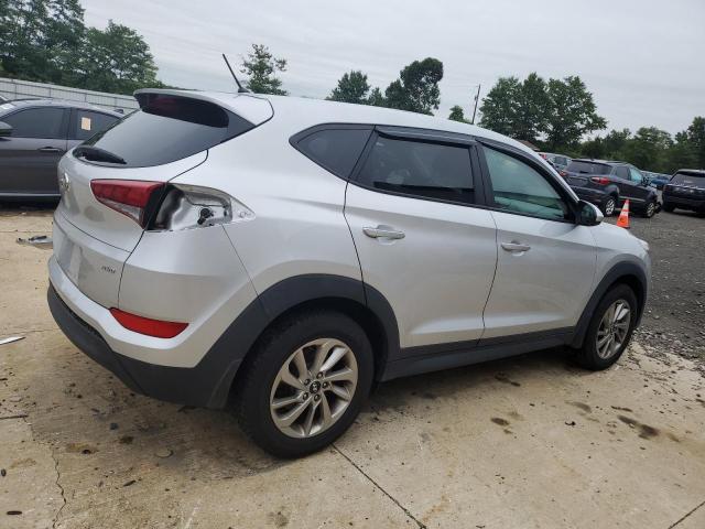 Photo 3 from auction – 2018 HYUNDAI TUCSON SE with VIN KM8J2CA47JU806232