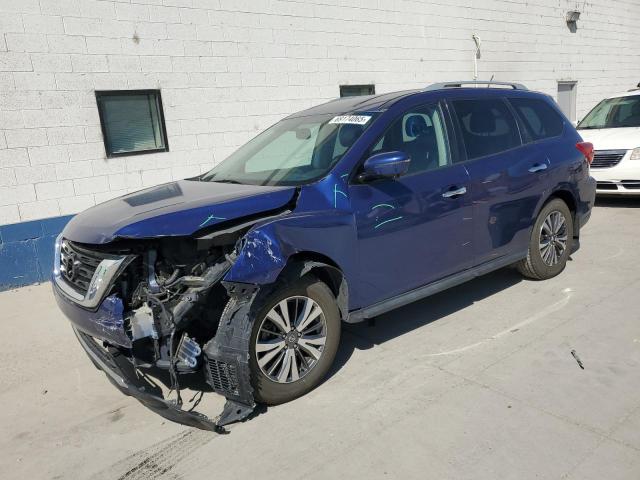 NISSAN PATHFINDER S 2017 with VIN 5N1DR2MN8HC616303 - Photo from auction